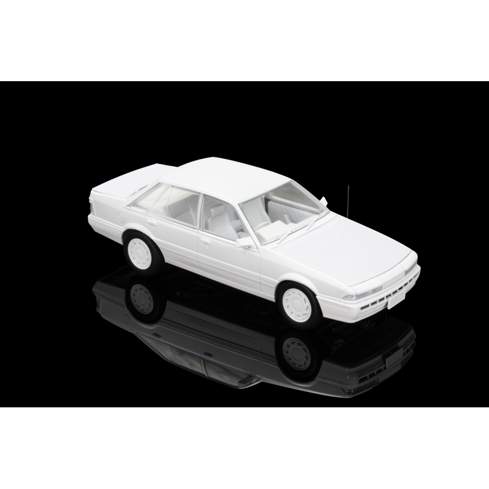 DDA VL Holden Calais 1/24 Plastic Kit