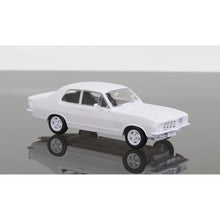 Load image into Gallery viewer, DDA Holden LJ Torana GTR XU1 1/24 Plastic Kit - Lazy Modeller
