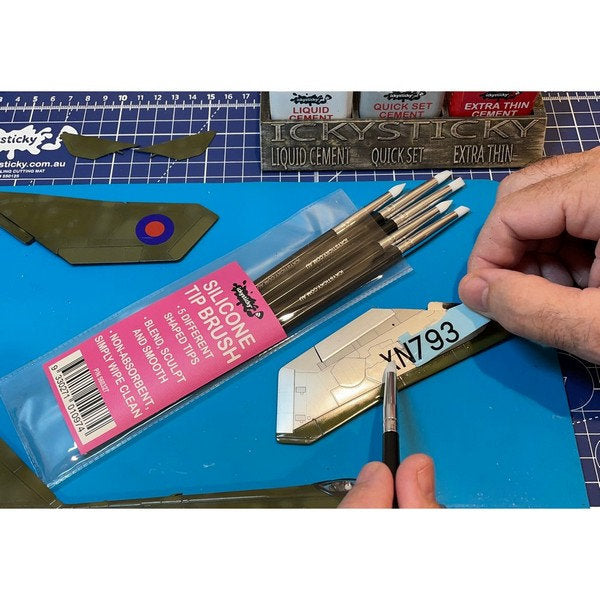 Icky Sticky 5 piece Silicone Brush set