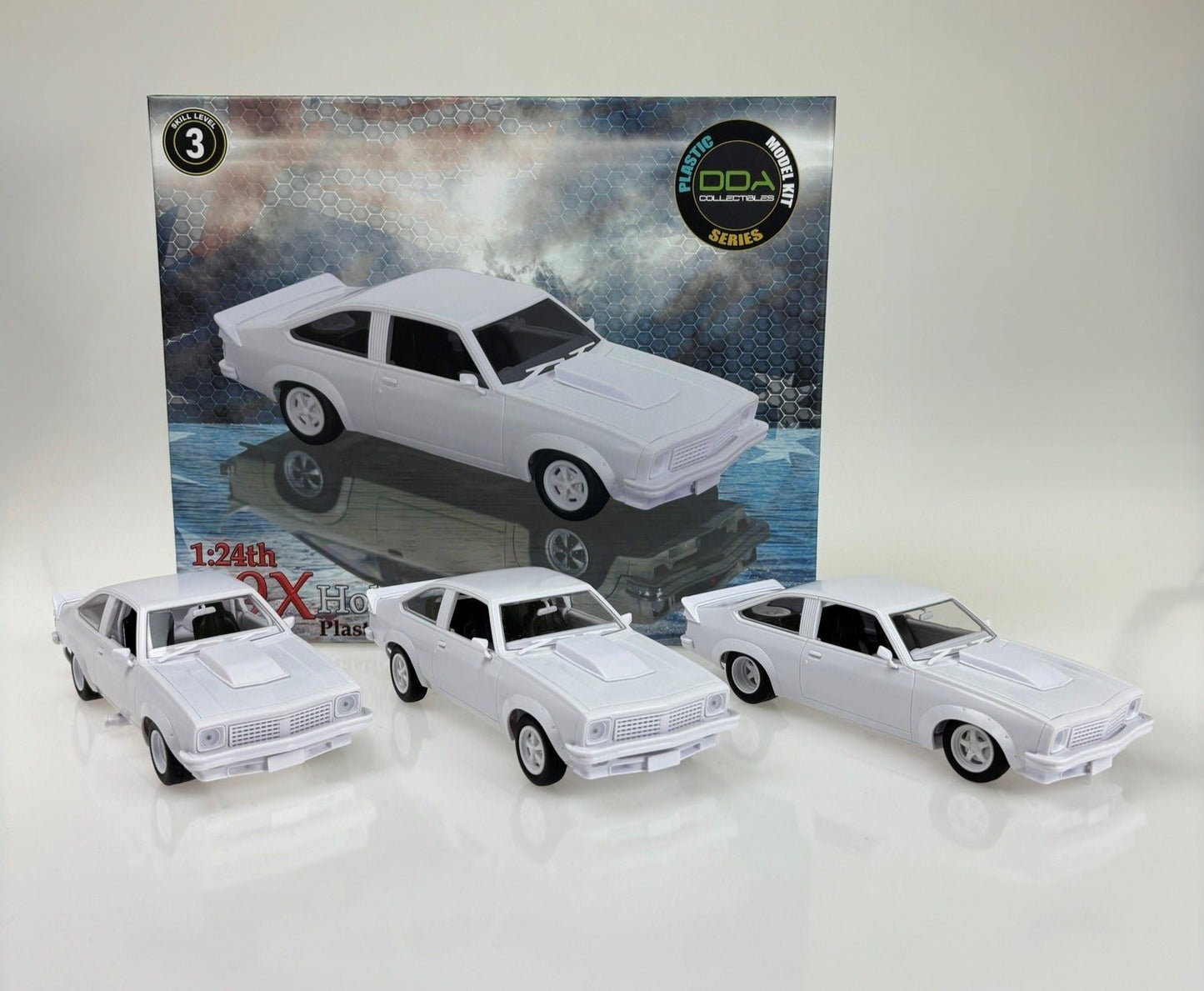 DDA Holden LX Torana A9X Hatch 1/24 Plastic Kit - Lazy Modeller