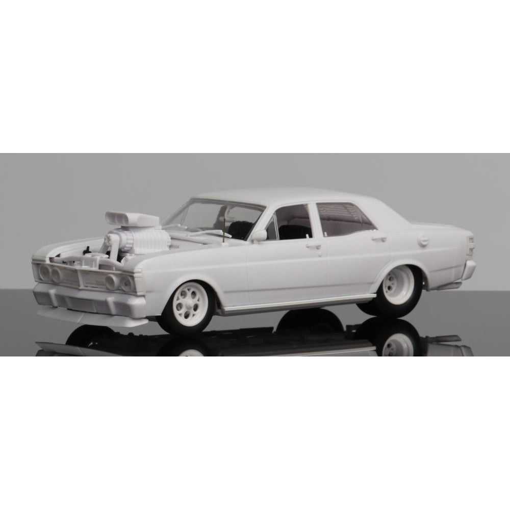 DDA XY Ford Falcon GTHO Blown 1/24 Plastic Kit - Lazy Modeller